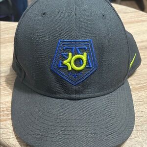 Nike Black Cap with Yellow Geometric Pattern